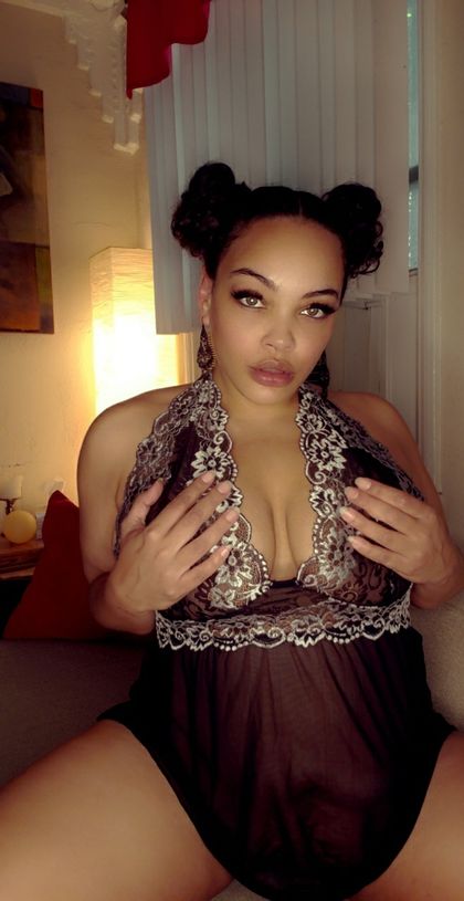 yettajobrown OnlyFans picture