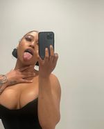 rosaelove OnlyFans - Free Trial - Photos - Socials | FansMetrics.com