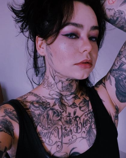 zaryanez OnlyFans picture