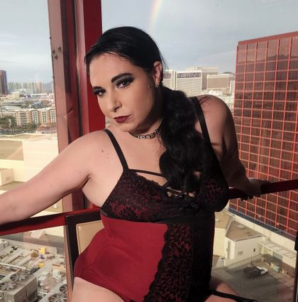 sarahhotwife OnlyFans picture