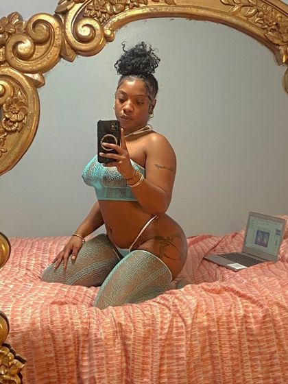 ms.petit OnlyFans picture