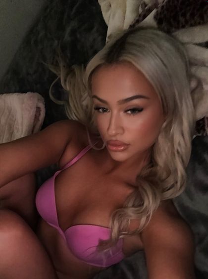 laurenlavely OnlyFans picture