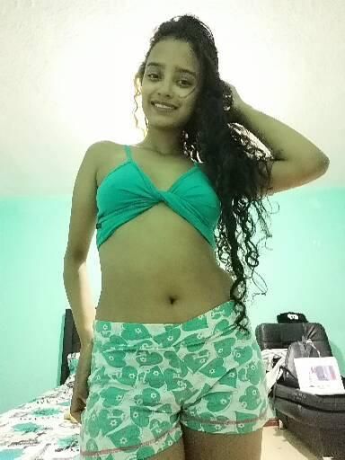 adrilinda19 OnlyFans picture