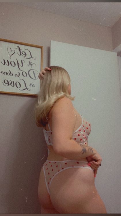 mrs.coastline OnlyFans picture