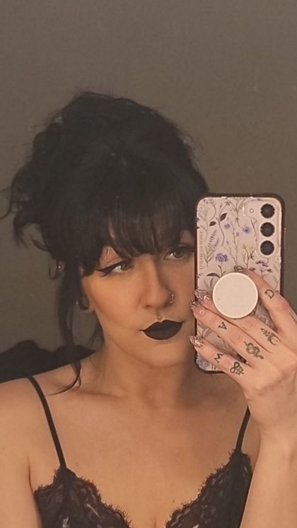 emileeelle OnlyFans picture