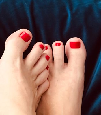 Poppysmic Bliss - Feet, Food & Poetry