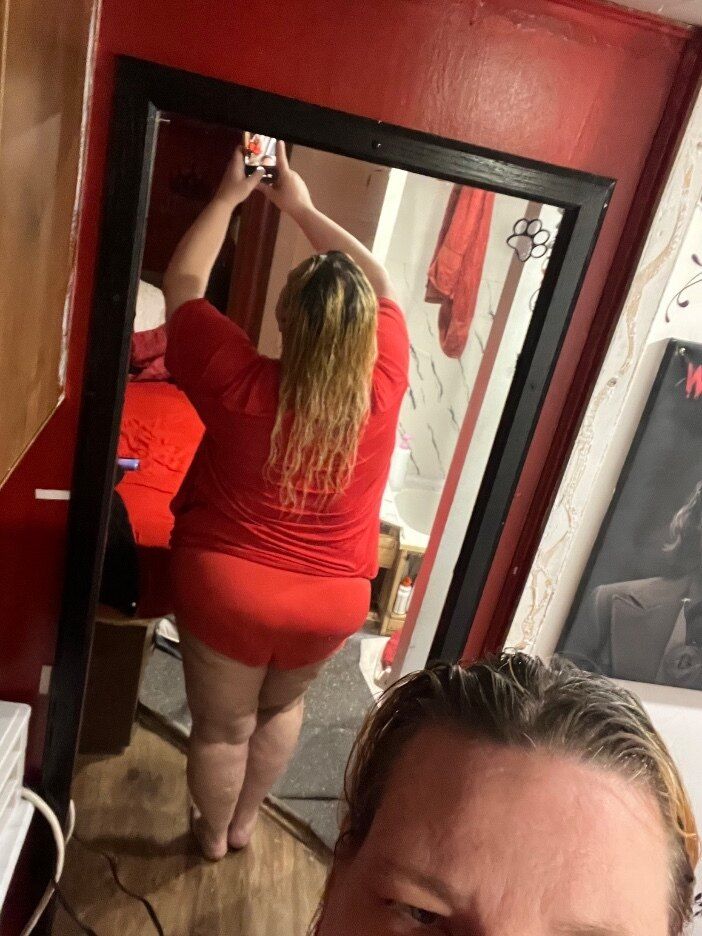 velvetred4200 OnlyFans profile picture
