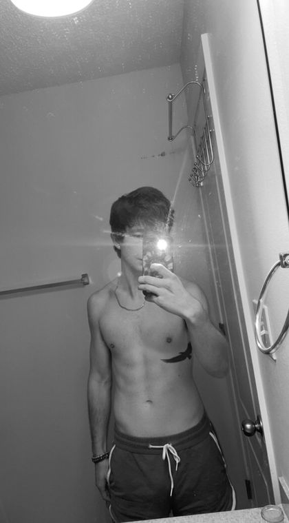 boytoytroyx OnlyFans picture