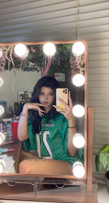 grinchie OnlyFans - Free Trial - XXX Photos | FansMetrics.com