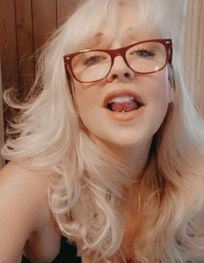 mistressomega OnlyFans picture