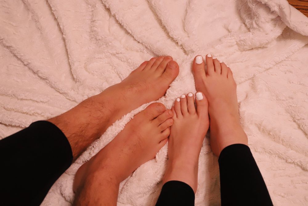 acoupleoftoez OnlyFans profile picture