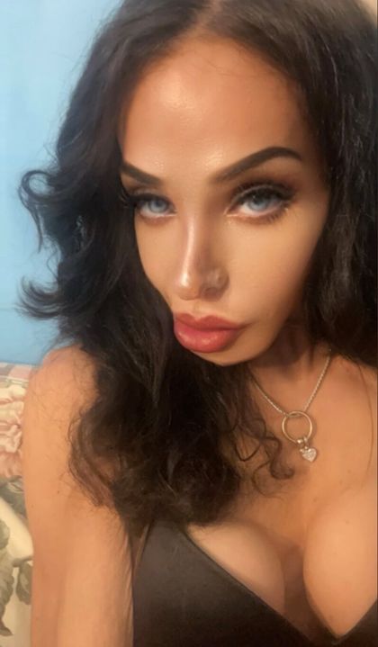 ginalaricciats OnlyFans picture