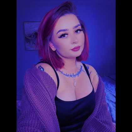 Best Hot Xsuccubusxx OnlyFans Accounts | FansMetrics.com