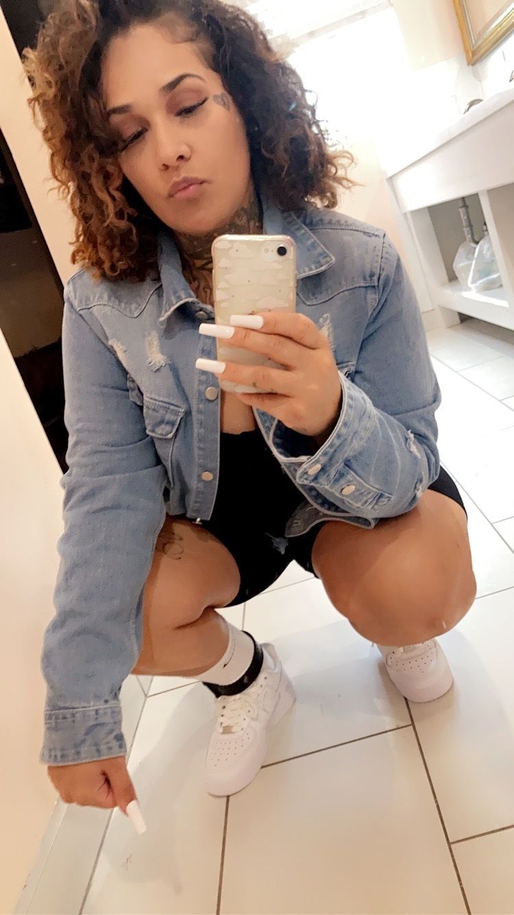 prettyassaly OnlyFans profile picture