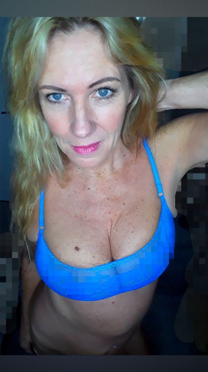 sizzlingscorpiosiren OnlyFans picture