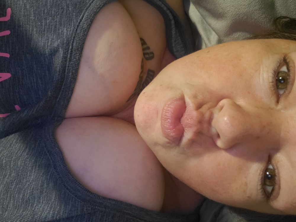 april-showers OnlyFans profile picture