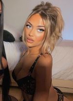 xlilanyaa OnlyFans - Free Trial - Photos - Socials | FansMetrics.com