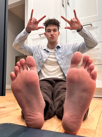 sleptfeet222 OnlyFans picture