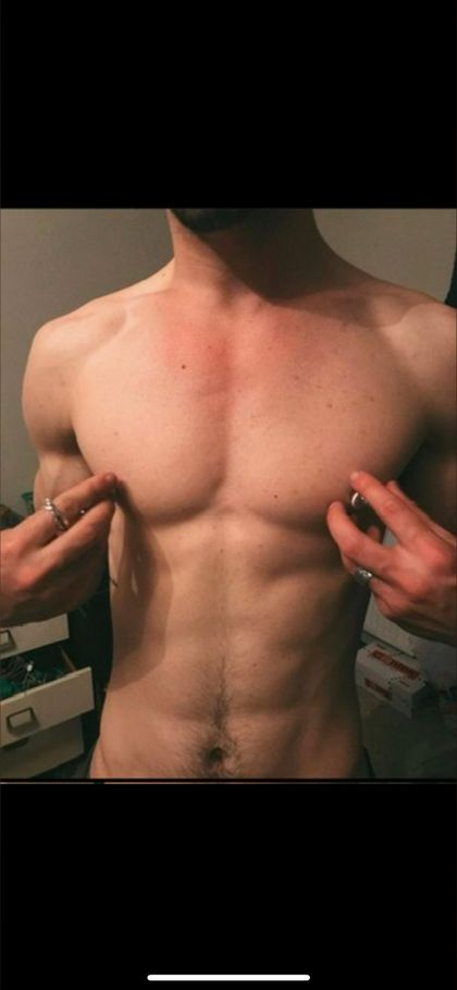 onehunglad OnlyFans picture