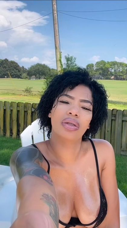 nicoletraffic OnlyFans picture