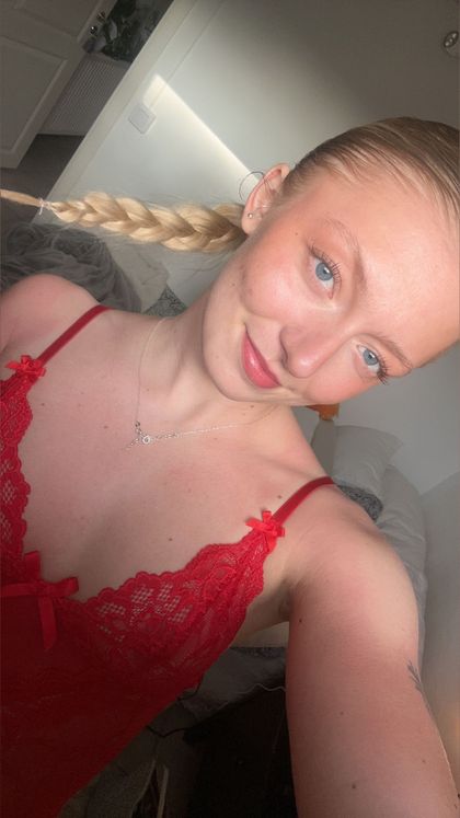 swedishblondie04 OnlyFans picture