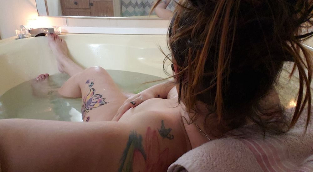 thickthighs_prettyeyes85 OnlyFans profile picture