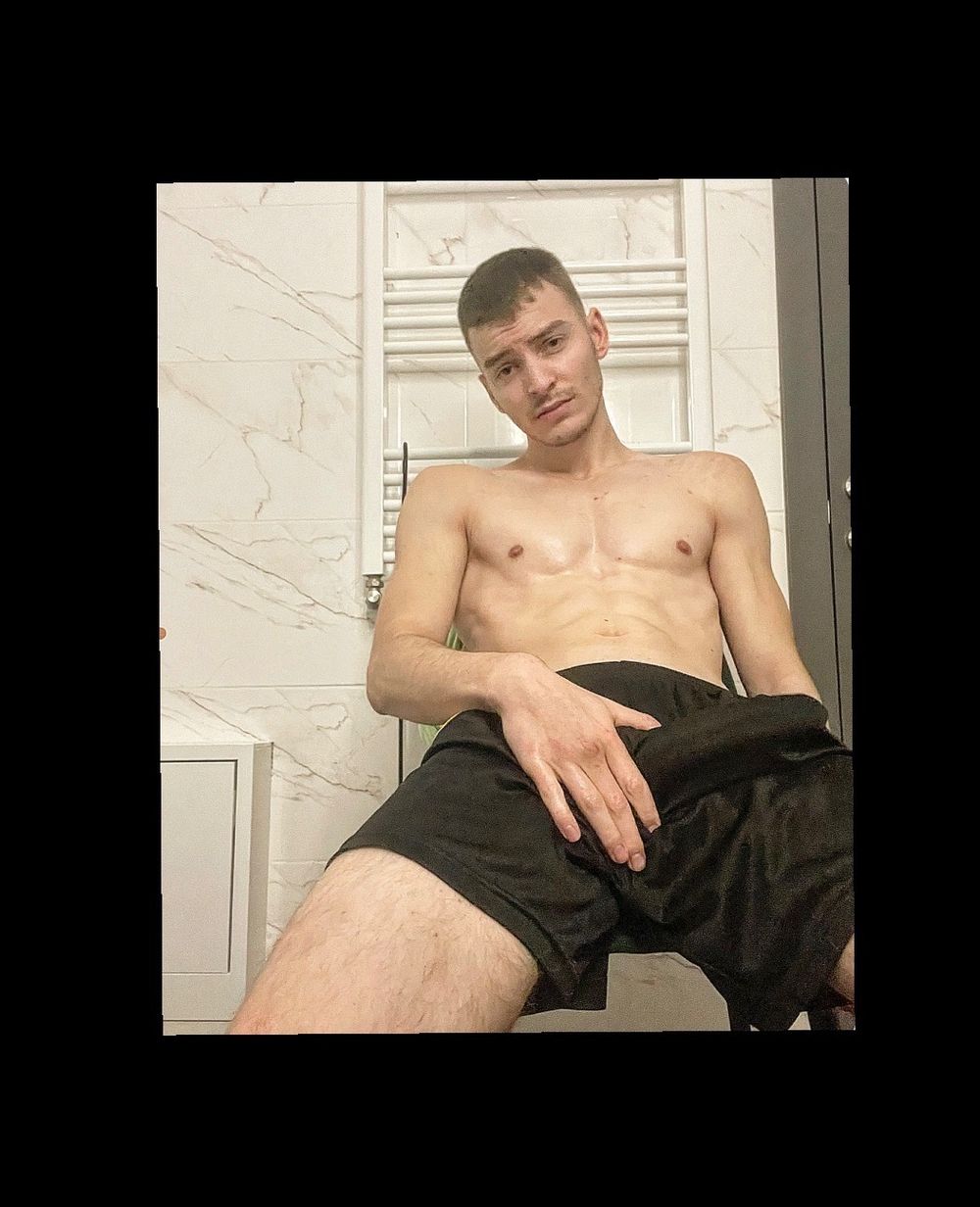 adrianyours69 OnlyFans profile picture