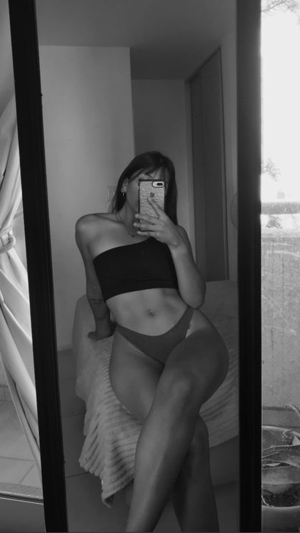arisereni OnlyFans picture