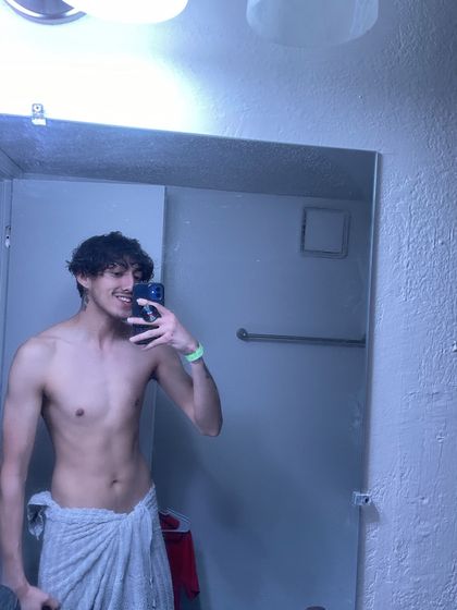 fernando999222777 OnlyFans picture