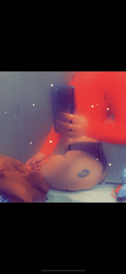 lapetite23 OnlyFans picture