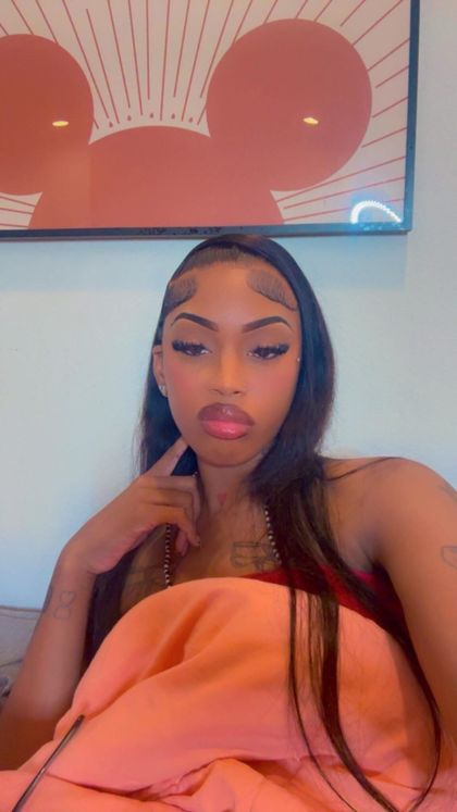 foreeiign OnlyFans picture