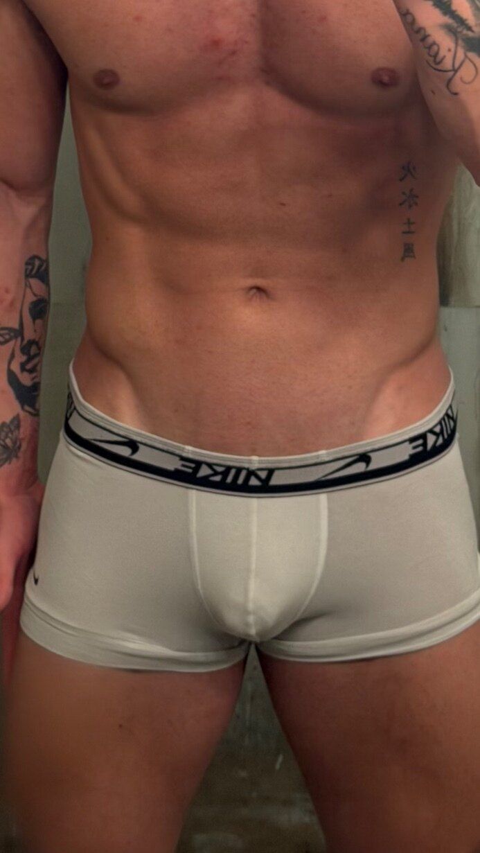 prettywhiteboy OnlyFans profile picture