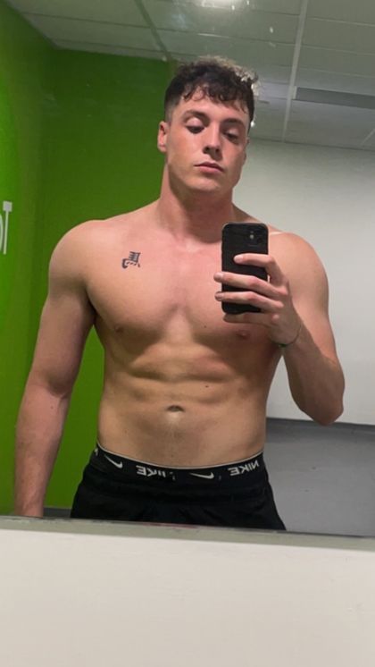 younghxng OnlyFans picture