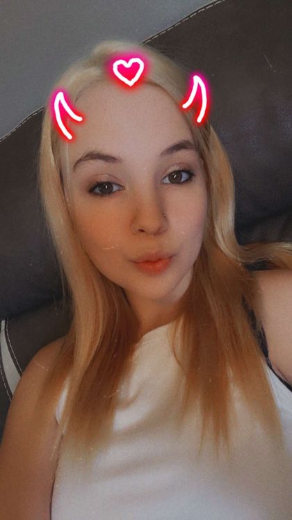 apricot18 OnlyFans picture