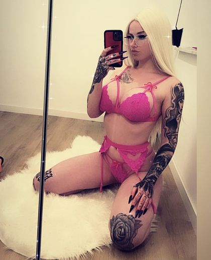 kayleywoutersfree OnlyFans picture