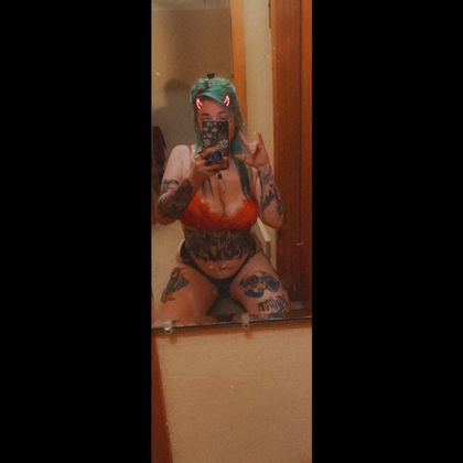 queentrashpanda OnlyFans picture