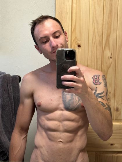 joshmartinell OnlyFans picture