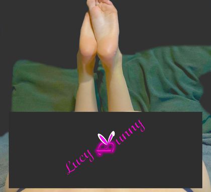 lucybunnyfeet OnlyFans picture