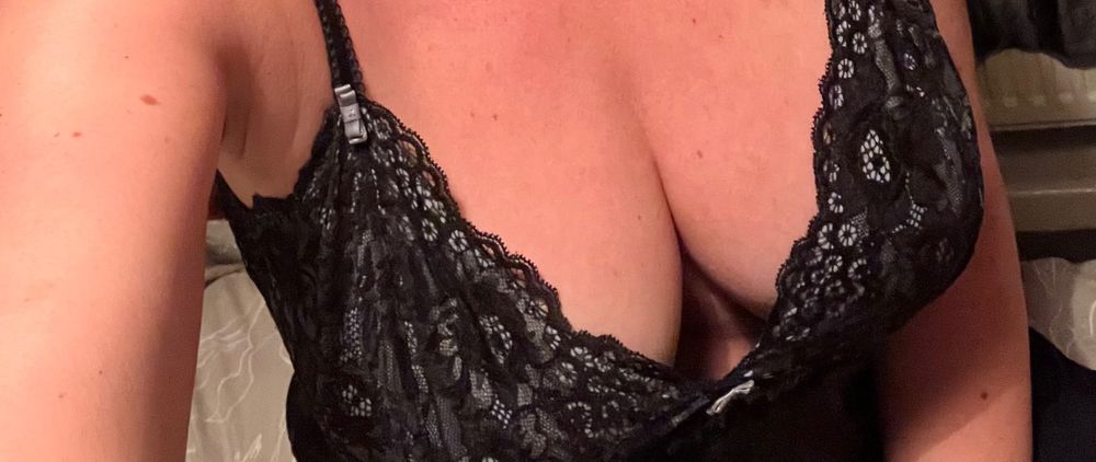bustyblondmombshell OnlyFans profile picture