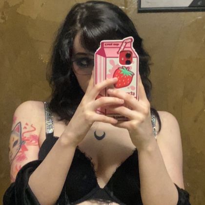 luvlily OnlyFans picture