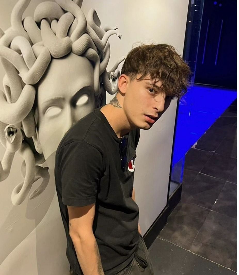 devinsikoo19 OnlyFans profile picture