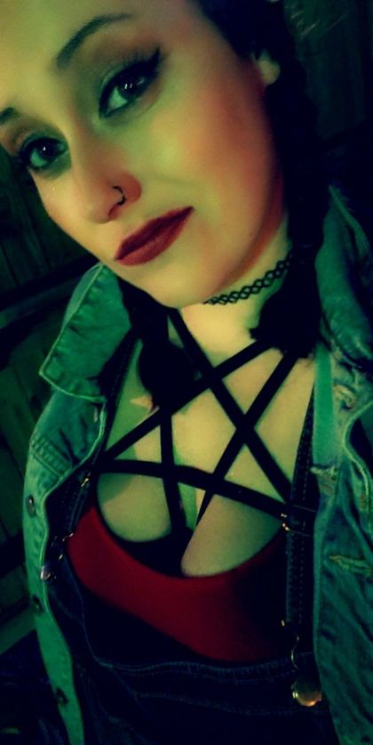 goddessofemeralds OnlyFans picture