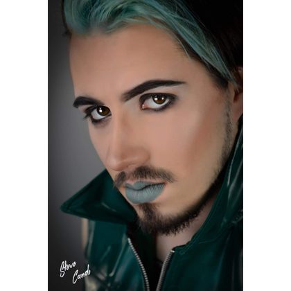 oscarwest OnlyFans picture