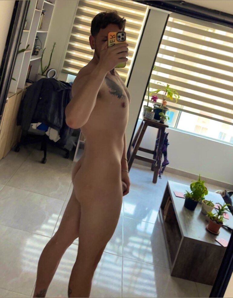 alecbazurto OnlyFans profile picture