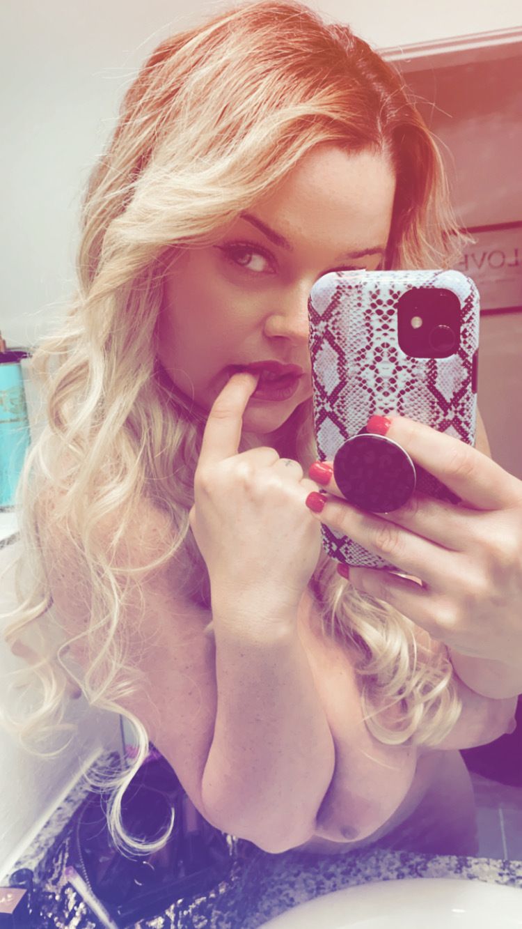 busty_harperxxx OnlyFans profile picture