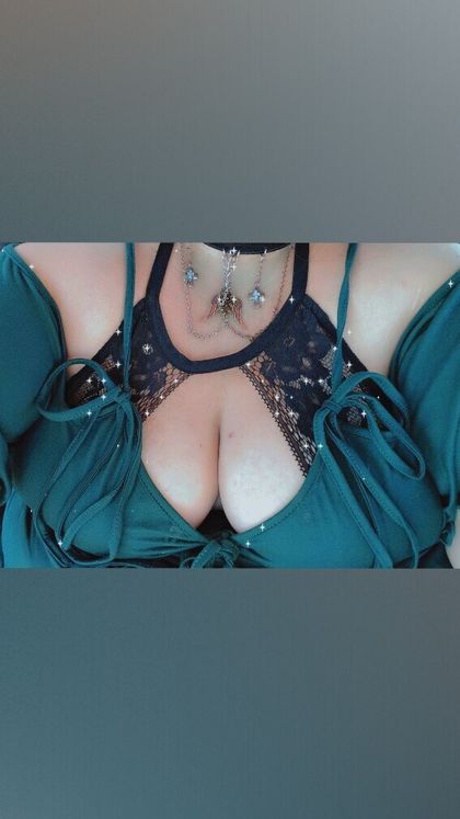 llittledove OnlyFans picture