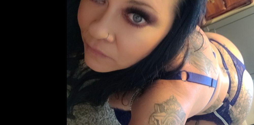 lonelygirljules OnlyFans profile picture