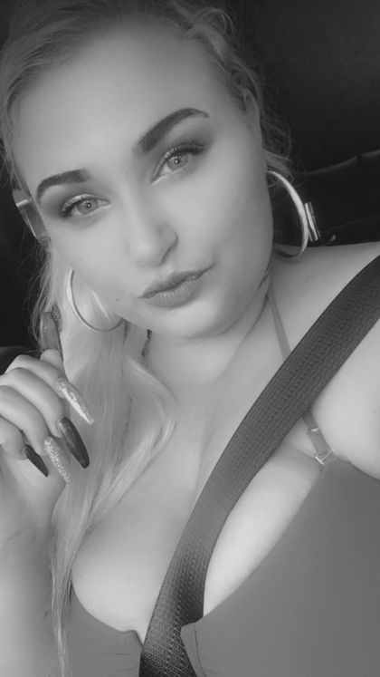 yourfavoritethickbunny OnlyFans picture