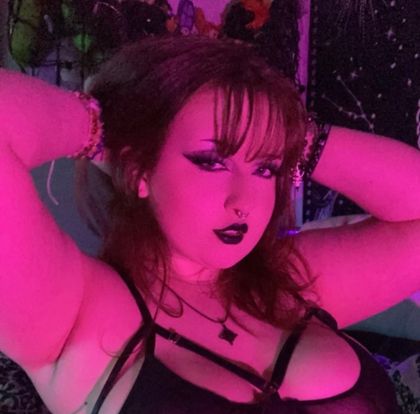 wh0rewithh0rns OnlyFans picture