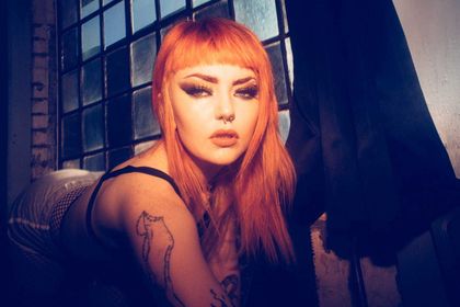 Best Peaches OnlyFans Accounts | FansMetrics.com